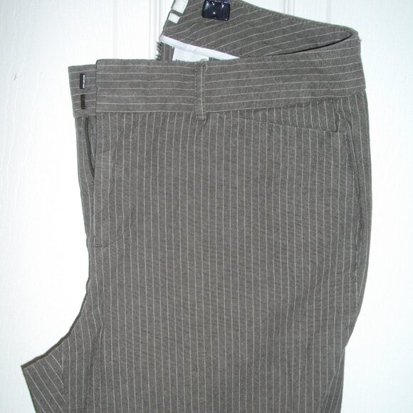 Women's Dockers Ideal Fit size 10 brown pinstripe trouser, new. - Picture 1 of 4